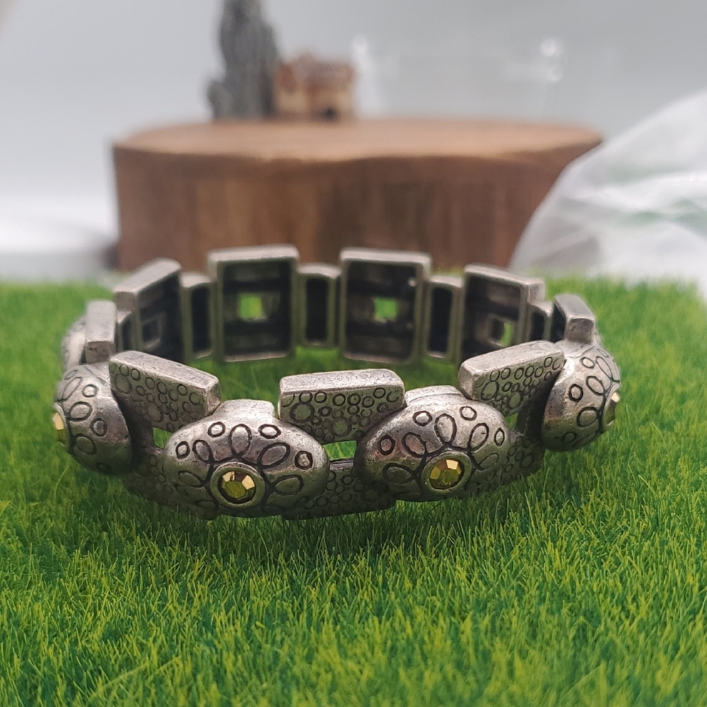 Pewter Eyecatching Sunlight Sparkle Bracelet Stretch B3301